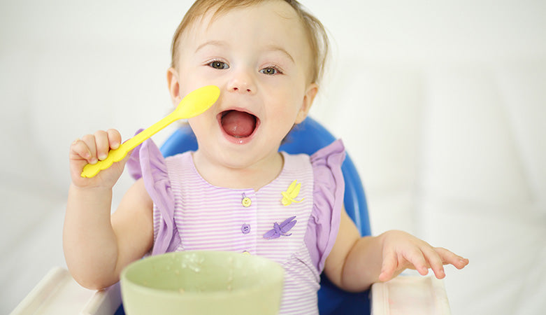 Lo que necesitas para las primeras comidas sólidas de tu bebé